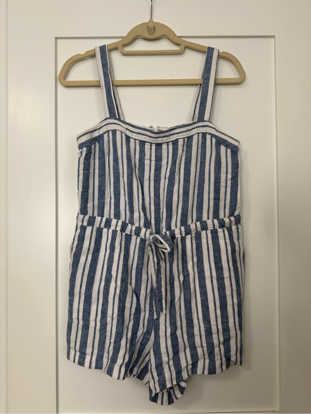 GAP Blue & White Striped Linen Blend Romper Size 4